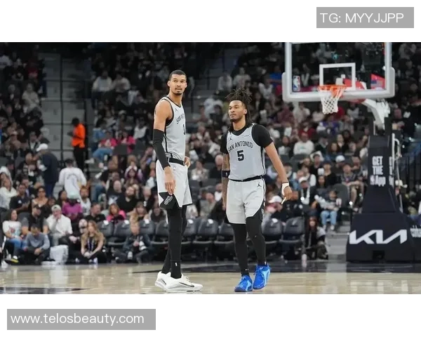 1月31日马刺对决劲敌期待精彩比赛与球员表现的巅峰对决